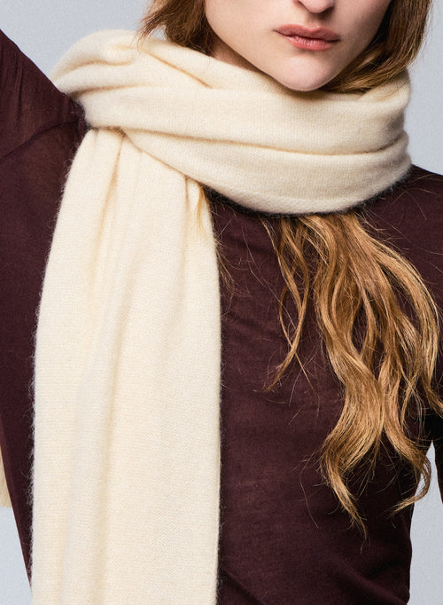 White Raccon wool / Polyamide scarf - MAJESTIC FILATURES