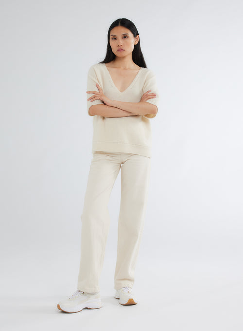 Milk V-neck Elbow Sweater in Raccoon - MAJESTIC FILATURES