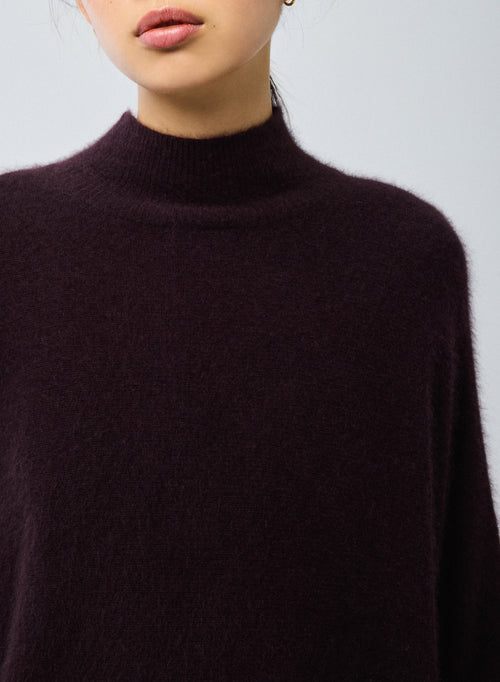 Violet Turtleneck Sweater with Kimono Sleeves in Raccoon wool / Polyamide - MAJESTIC FILATURES