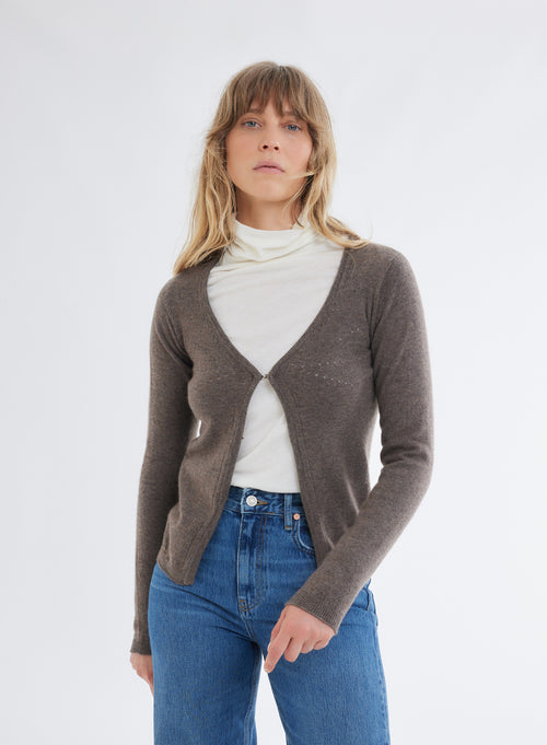 Gilet Marron Col V Manches Longues en Laine et Cachemire - MAJESTIC FILATURES