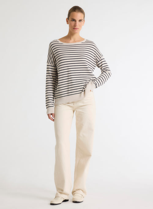 Beigefarbener Pullover mit U-Boot-Kragen und langen Ärmeln - MAJESTIC FILATURES