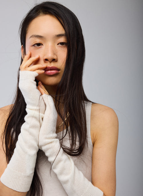 White Cashmere Fingerless Gloves - MAJESTIC FILATURES