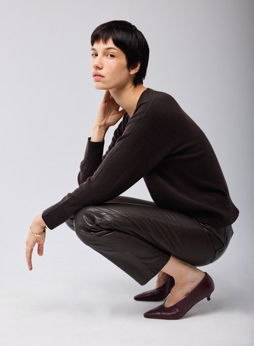 Pull Marron Col V Manches Longues en Cachemire - MAJESTIC FILATURES