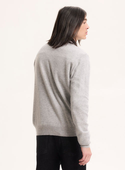 Grauer Pullover mit V-Ausschnitt und langen Ärmeln aus Kaschmir - MAJESTIC FILATURES