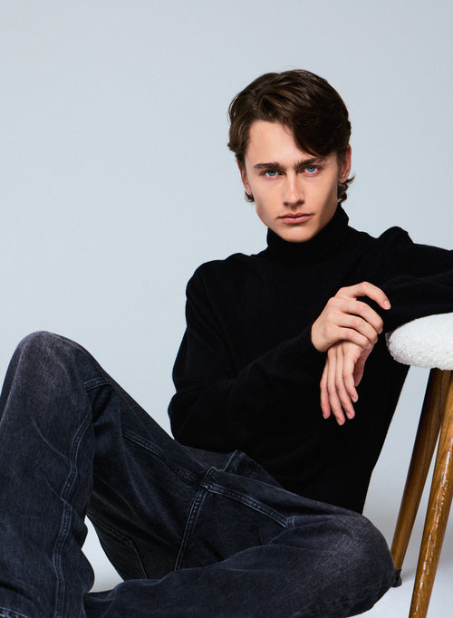 Black long-sleeved cashmere turtleneck sweater - MAJESTIC FILATURES