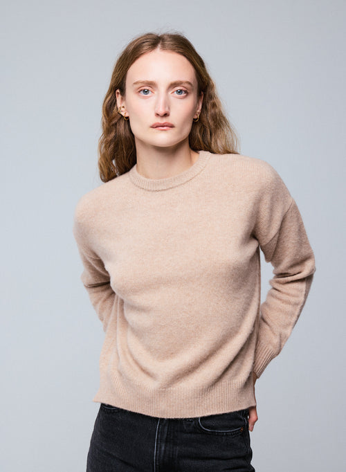 Beigefarbener Pullover mit Rundhalsausschnitt und langen Ärmeln aus Wolle / Kaschmir - MAJESTIC FILATURES