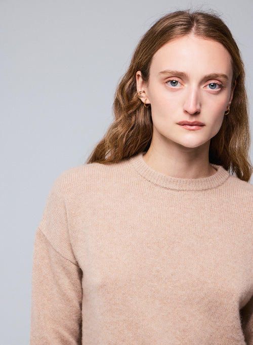 Beigefarbener Pullover mit Rundhalsausschnitt und langen Ärmeln aus Wolle / Kaschmir - MAJESTIC FILATURES