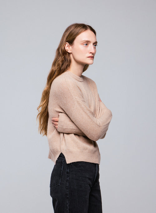 Beigefarbener Pullover mit Rundhalsausschnitt und langen Ärmeln aus Wolle / Kaschmir - MAJESTIC FILATURES