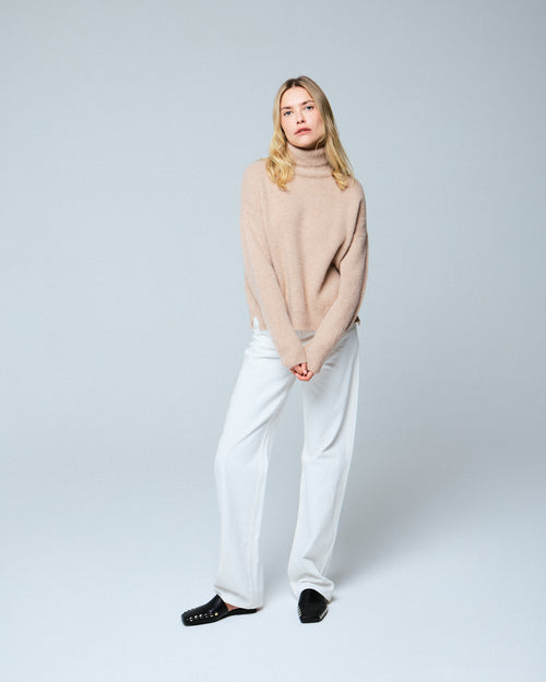 Beigefarbener langärmeliger Rollkragenpullover aus Wolle / Kaschmir - MAJESTIC FILATURES