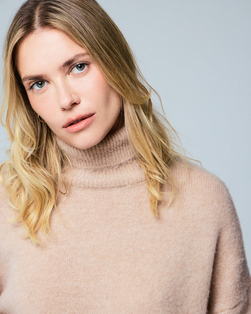 Beigefarbener langärmeliger Rollkragenpullover aus Wolle / Kaschmir - MAJESTIC FILATURES