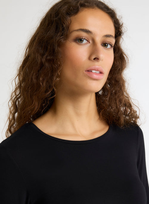 Black Round Neck Long Sleeves T-shirt in Viscose / Elastane - MAJESTIC FILATURES