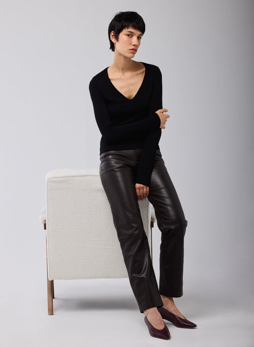 Negra Camiseta Cuello V Mangas Largas Viscosa Elastano - MAJESTIC FILATURES