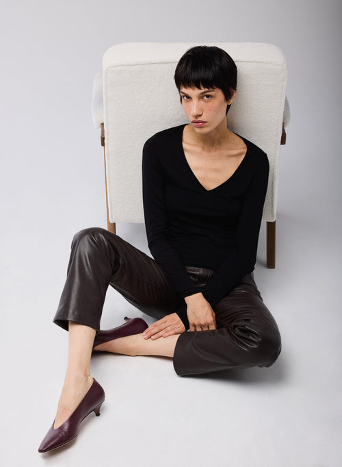 Negra Camiseta Cuello V Mangas Largas Viscosa Elastano - MAJESTIC FILATURES