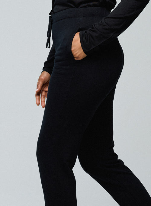 Pantalón negro con bolsillos de viscosa y elastano - MAJESTIC FILATURES