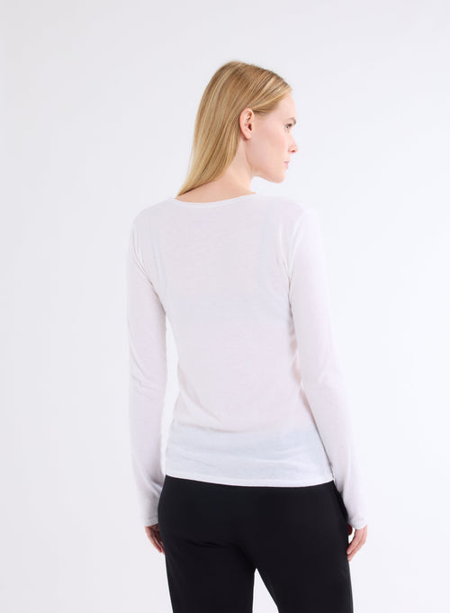 Milchweißes Langarm-T-Shirt mit V-Ausschnitt aus Baumwolle und Kaschmir - MAJESTIC FILATURES