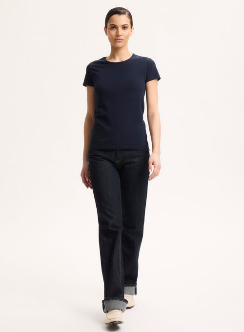 Jamie Round Neck T-shirt in black and in Deluxe Cotton. Available on our e-shop. Secured payment. Customized customer service. - MAJESTIC FILATURES
