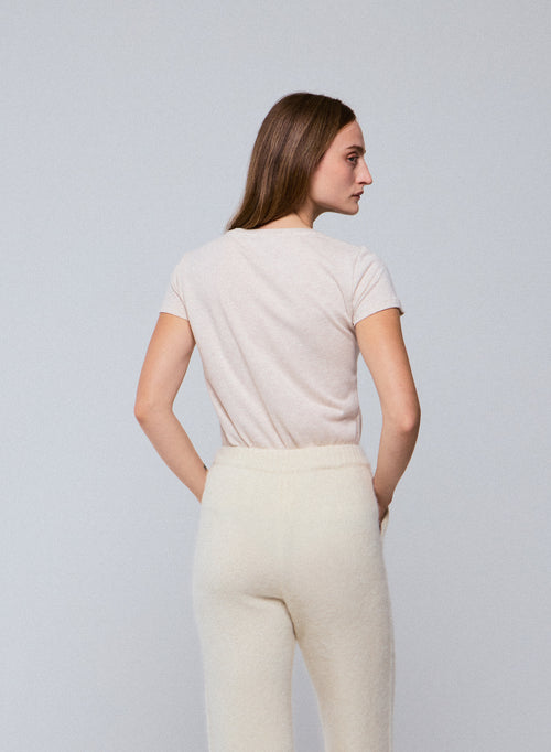 Beigefarbenes Kurzarm-T-Shirt mit V-Ausschnitt aus Bio-Baumwolle - MAJESTIC FILATURES