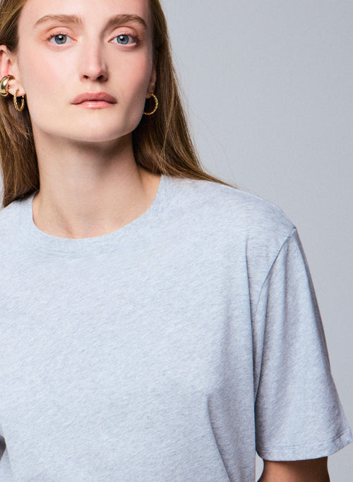 Graues Kurzarm-T-Shirt mit Rundhalsausschnitt aus Bio-Baumwolle - MAJESTIC FILATURES