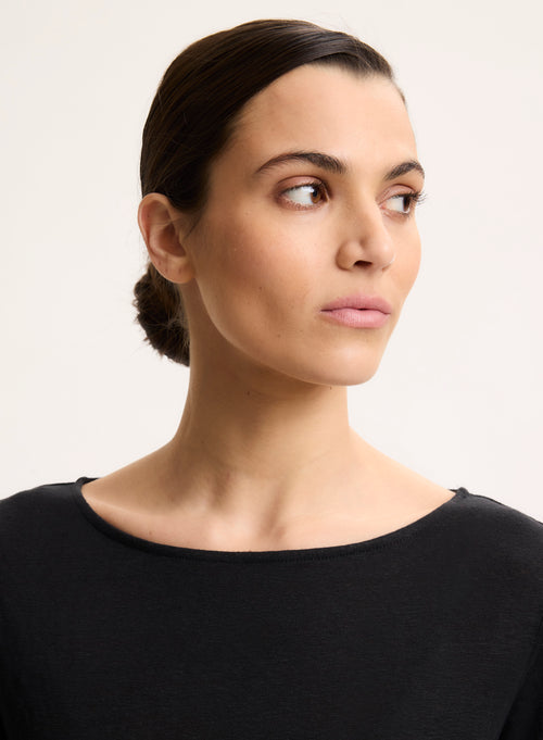 Black 3/4 Sleeve Boat Neck Linen/Elastane T-shirt - MAJESTIC FILATURES
