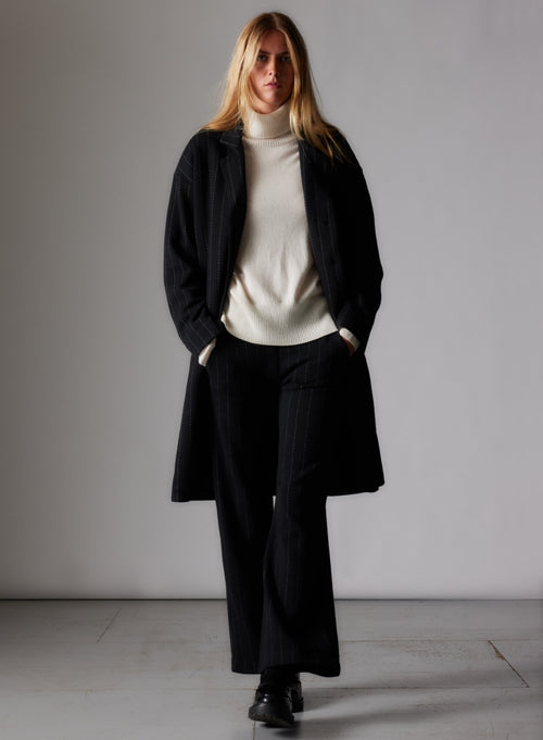 Manteau Noir Col Veste Manches Longues en Laine Mérinos et Coton - MAJESTIC FILATURES