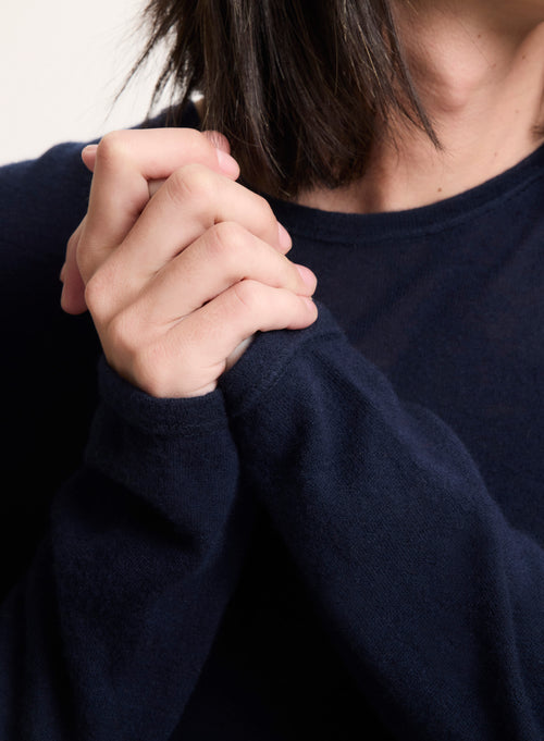Navy Long Sleeve Round Neck Cashmere T-shirt - MAJESTIC FILATURES