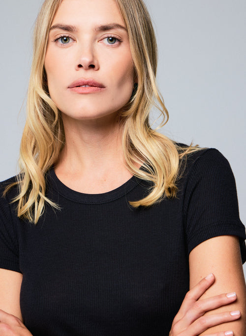Black Round Neck Short Sleeve T-shirt in Lyocel / Tencel / Cotton - MAJESTIC FILATURES