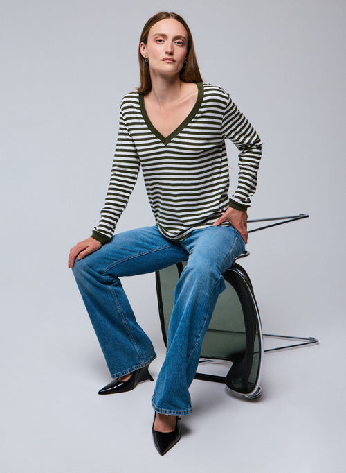 Green / White Stripped V-neck Long Sleeves T-shirt in Organic Cotton - MAJESTIC FILATURES