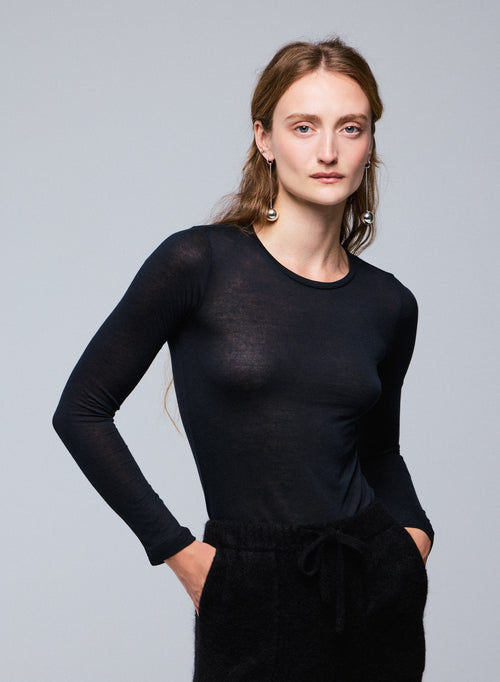 Schwarzes Langarm-T-Shirt mit Rundhalsausschnitt aus Viskose / Kaschmir - MAJESTIC FILATURES