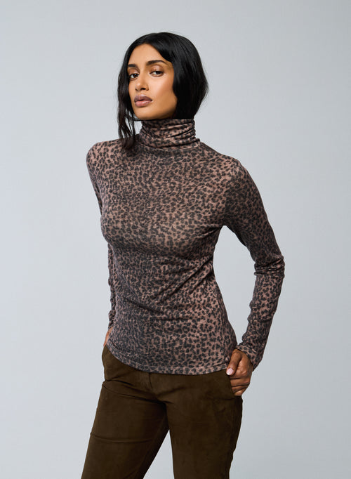 Pink Long Sleeve Turtleneck T-shirt in Organic Cotton / Cashmere - MAJESTIC FILATURES