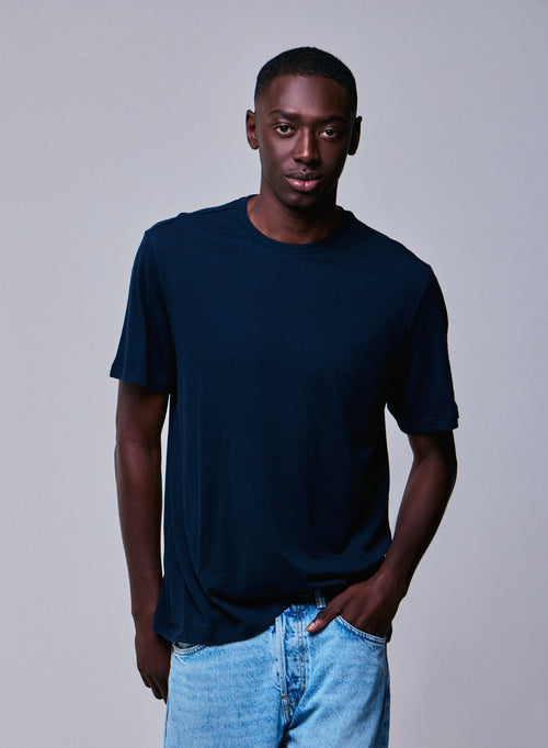 T-shirt marino con cuello redondo y mangas cortas - MAJESTIC FILATURES