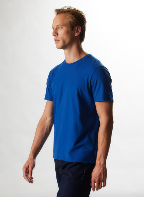 Blaues T-Shirt mit Rundhalsausschnitt und kurzen Ärmeln aus organischer und recycelter Baumwolle - MAJESTIC FILATURES