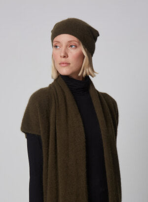 Bonnet Vert en Raccon wool / Polyamide - MAJESTIC FILATURES