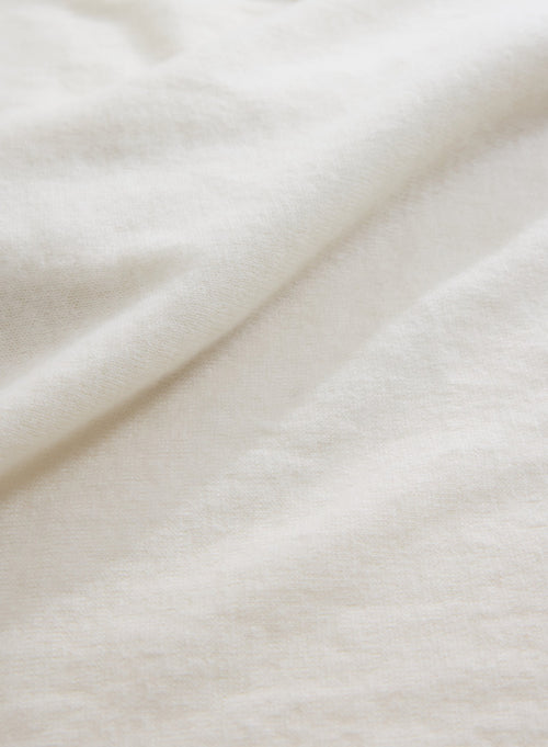 Ecru Boatneck Long Sleeve T-shirt in 100% Cashmere - MAJESTIC FILATURES