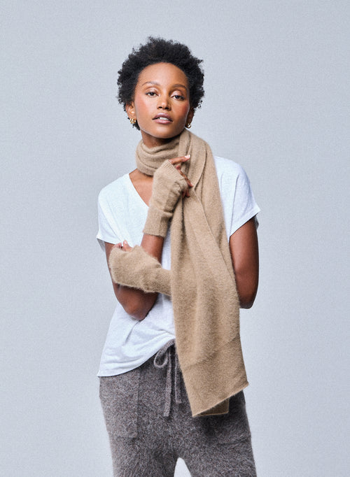 Beige mittens in Raccon wool / Polyamide - MAJESTIC FILATURES