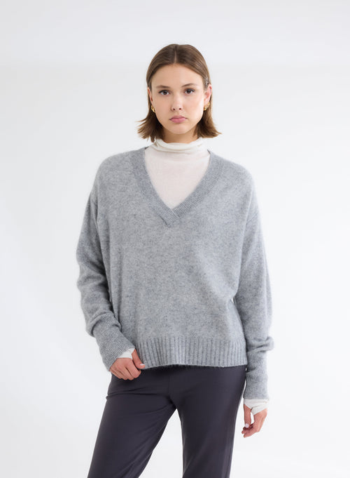 Pull Gris Col V Manches Longues - MAJESTIC FILATURES