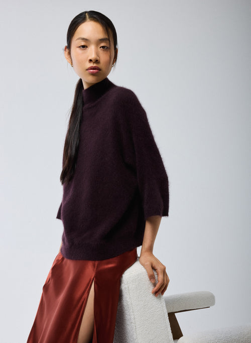 Violet Turtleneck Sweater with Kimono Sleeves in Raccoon wool / Polyamide - MAJESTIC FILATURES