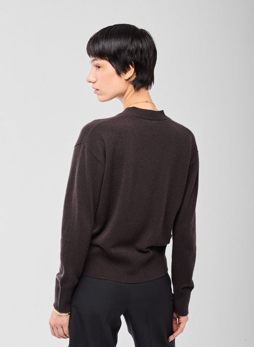 Braune Strickjacke mit V-Ausschnitt und langen Ärmeln aus Kaschmir - MAJESTIC FILATURES