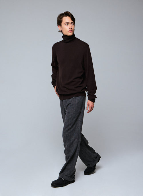 Brauner Rollkragenpullover mit langen Ärmeln aus Kaschmir - MAJESTIC FILATURES