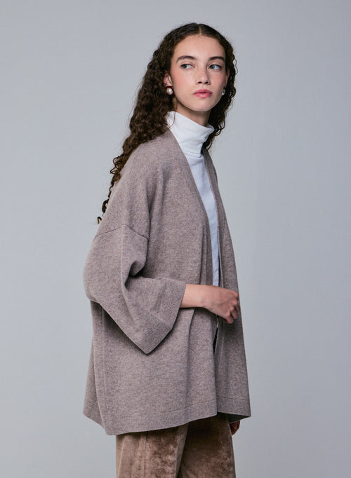 Cárdigan beige con cuello chal de manga larga en lana merino - MAJESTIC FILATURES