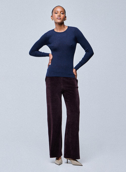 Suéter de manga larga con cuello redondo en lana merino azul marino - MAJESTIC FILATURES