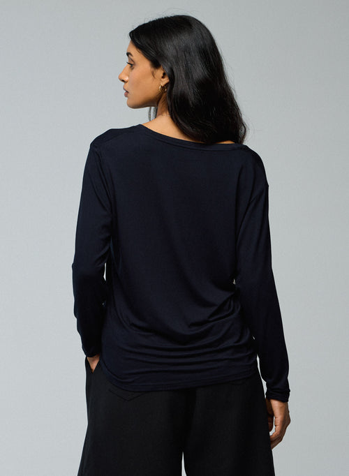 Camiseta de manga larga viscosa / elastano con cuello de pico azul marino - MAJESTIC FILATURES