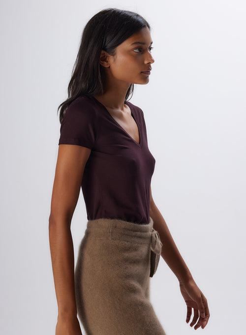 T-shirt Aubergine Col V Manches Courtes en Viscose / Elasthanne - MAJESTIC FILATURES