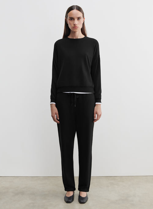 Pantalón Negro con bolsillos en Viscosa / Elastano - MAJESTIC FILATURES