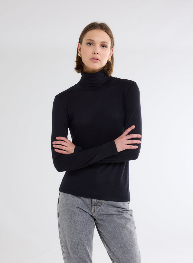 Black Round Neck Long Sleeve T shirt MAJESTIC FILATURES