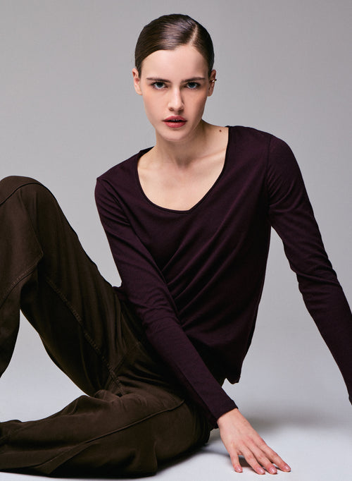 Purple V-neck Long Sleeves T-shirt in Cotton and Cashmere - MAJESTIC FILATURES