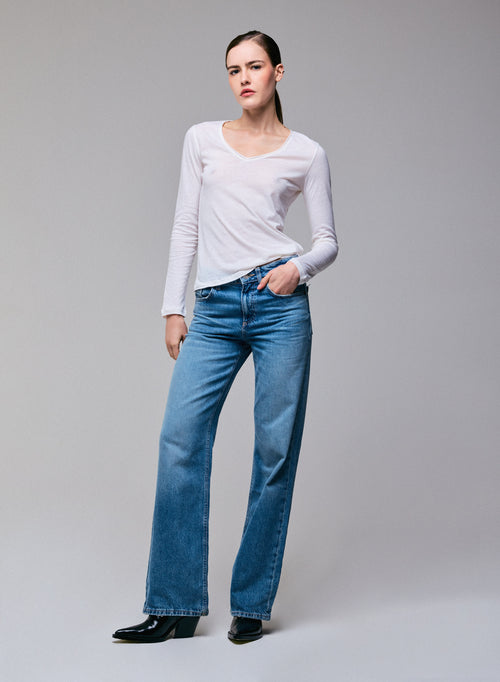 Milk V-Neck Long Sleeves T-Shirt in Cotton and Cashmere  - MAJESTIC FILATURES