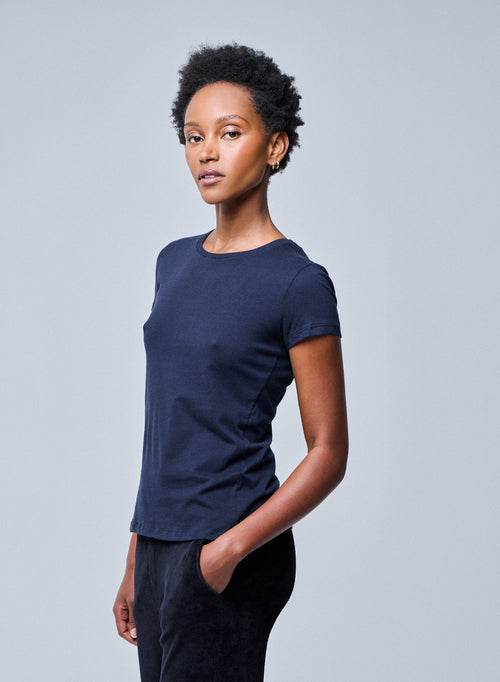 Jamie Round Neck T-shirt in black and in Deluxe Cotton.  Available on our e-shop. Secured payment. Customized customer service. - MAJESTIC FILATURES