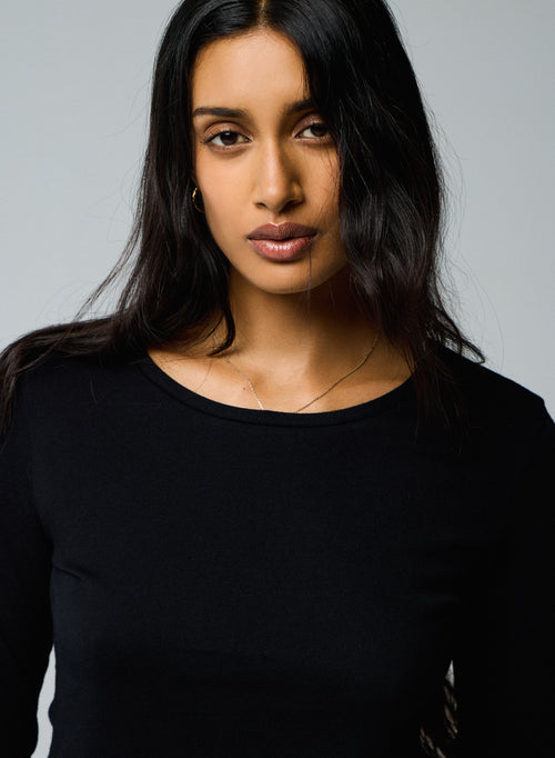 Black Deluxe Cotton Long Sleeve Round Neck T-Shirt - MAJESTIC FILATURES