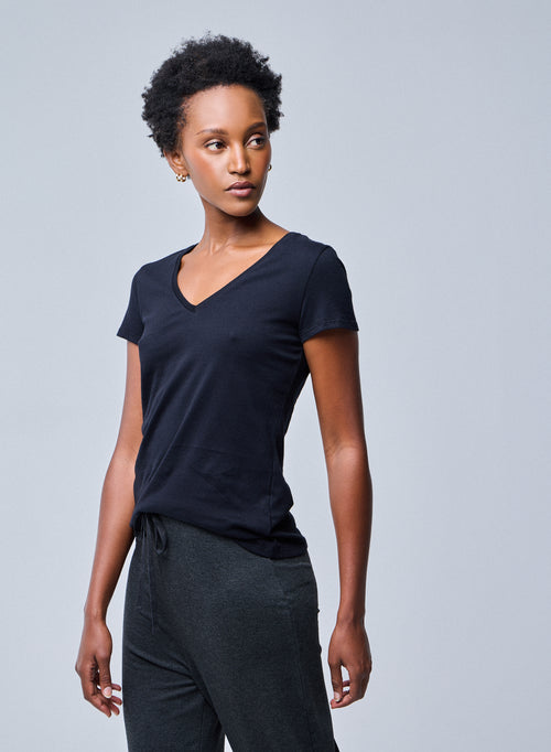 Black Julia V-Neck Short Sleeves T-Shirt in Organic Cotton - MAJESTIC FILATURES
