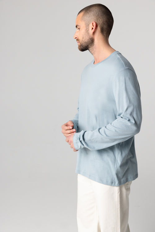 Langärmliges T-Shirt mit Rundhalsausschnitt aus Bio-Baumwolle in Hellblau - MAJESTIC FILATURES